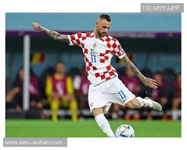 光头足球明星9号的传奇故事与赛场风采揭秘